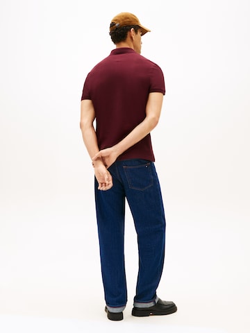TOMMY HILFIGER Тениска в червено