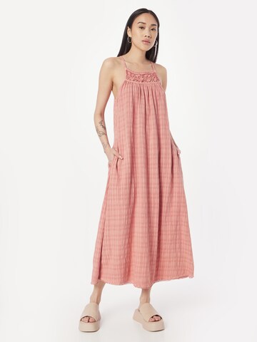 Superdry Dress in Pink: front