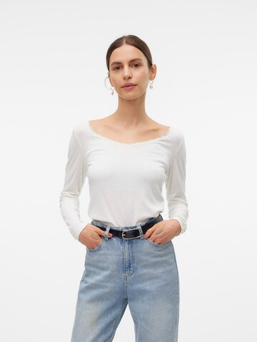 VERO MODA Μπλουζάκι 'GEMMA' σε λευκό: μπροστά