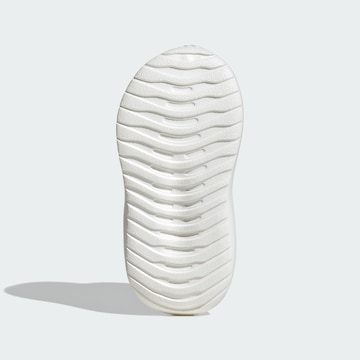 Chaussure de sport 'Runfalcon 6' ADIDAS SPORTSWEAR en blanc