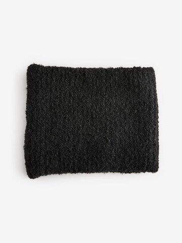 Next Schal 'Bouclé' in Schwarz