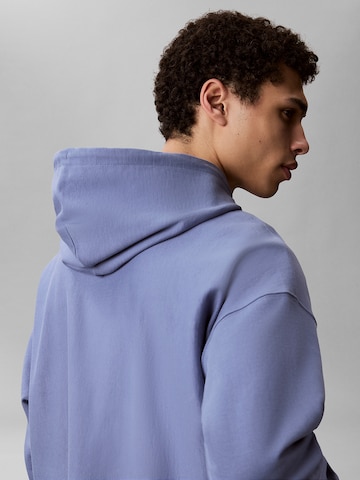 Calvin Klein Jeans Sweatshirt in Blau