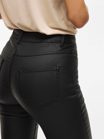 VILA Slimfit Broek 'VISarah' in Zwart