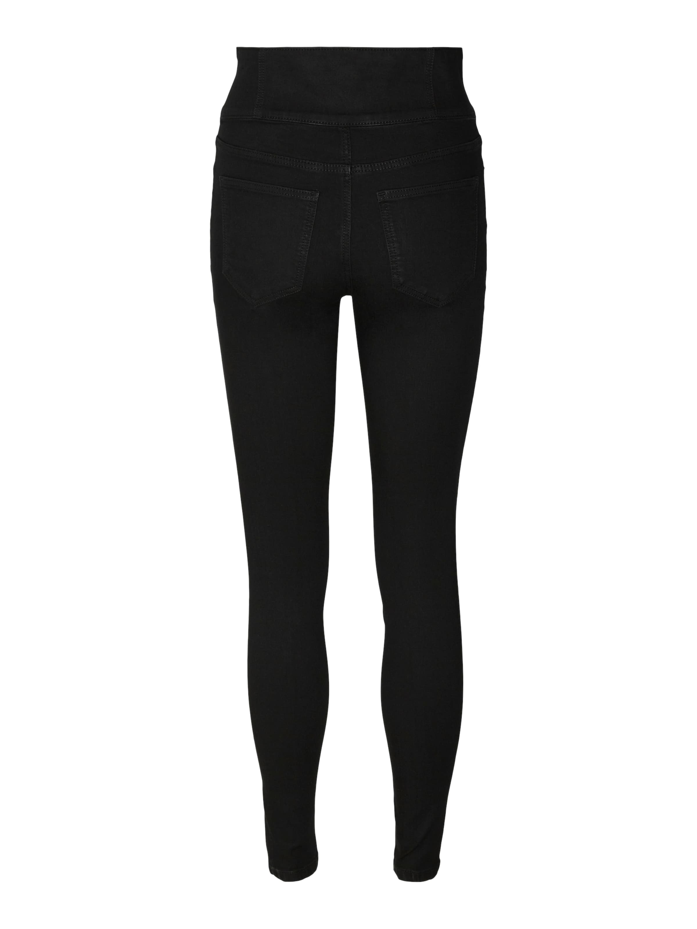 VERO MODA Kitsas Teksapüksid 'Donna', värv must