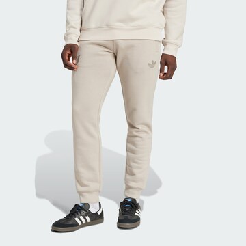 Effilé Pantalon 'Messi' ADIDAS ORIGINALS en marron : devant