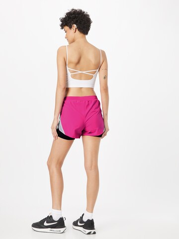 UNDER ARMOUR Normální Sportovní kalhoty 'Fly By 2.0' – pink