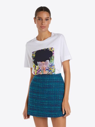 Rich & Royal Shirt in White: front