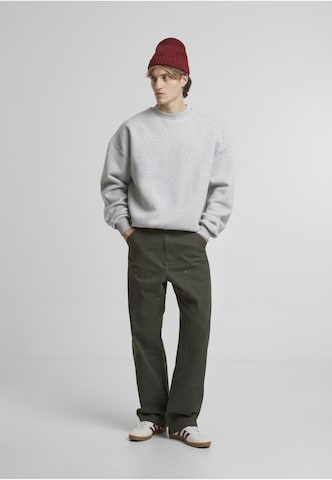 Prohibited Sweatshirt i grå