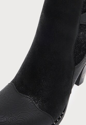 MUSTANG - Botas pelo tornozelo em preto