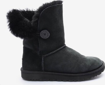 UGG Stiefeletten 41 in Schwarz: predná strana