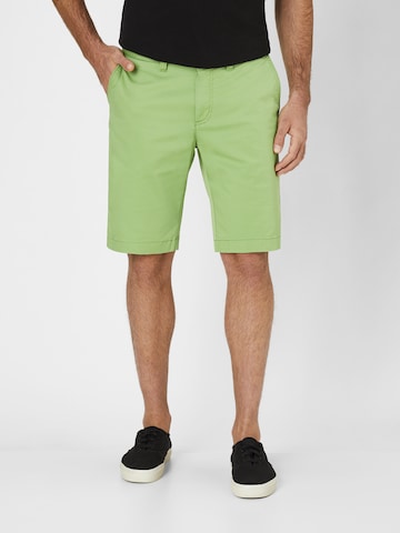 REDPOINT Regular Chino Pants in Green: front