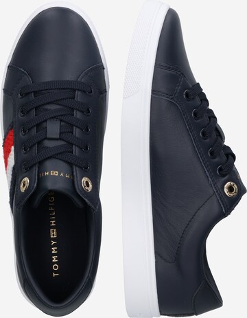 TOMMY HILFIGER Sneakers in Blue