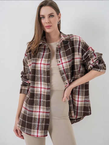 Chemisier Bigdart en beige : devant