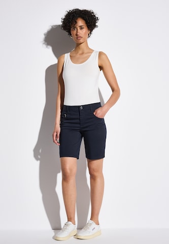 STREET ONE Slimfit Shorts 'Bermuda' in Blau