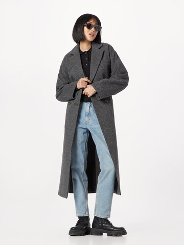 Manteau mi-saison Monki en gris