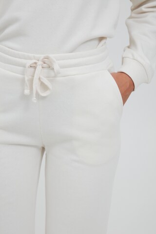 Regular Pantalon b.young en blanc