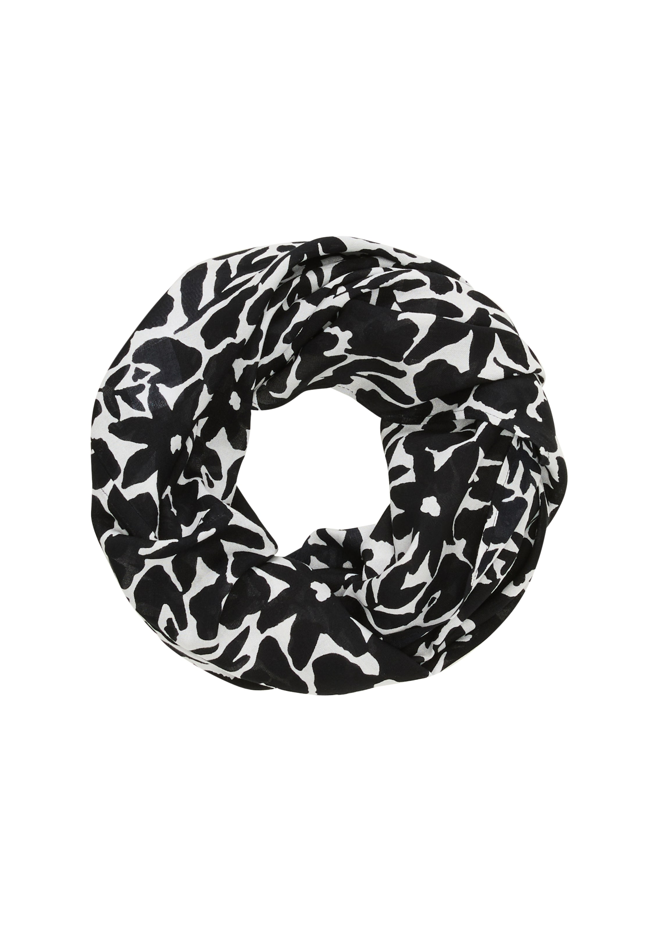 s.Oliver Scarf in Black: front