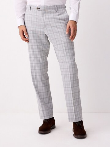 Next Regular Hose in Grau: Vorderseite