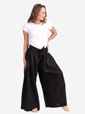 Nikka Place Wide Leg Hose 'Freesia' in Schwarz