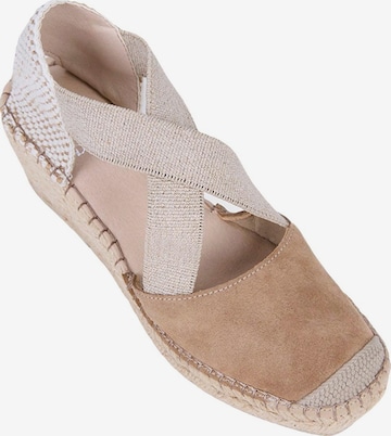 Desa Espadrilles 'Keilabsatz-Slipper' in Beige: front