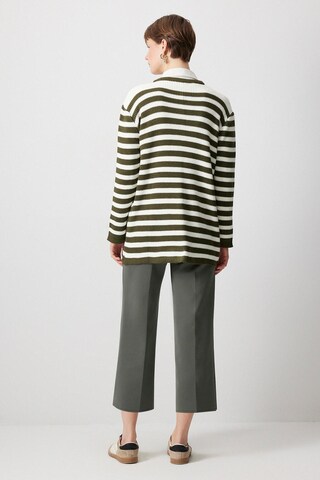 Touche Prive Knit Cardigan in Green