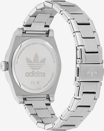 Montre à affichage analogique 'CODE FIVE' ADIDAS ORIGINALS en argent