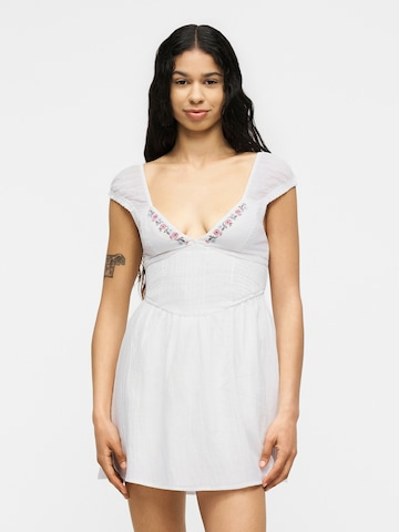 HOLLISTER Платье в Белый: спереди