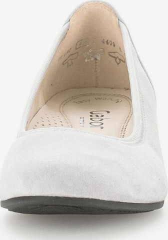 GABOR Ballet Flats in Grey