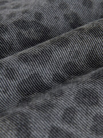 Loosefit Jeans di Next in grigio