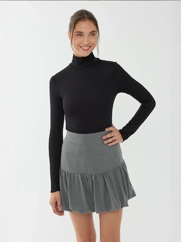 Hiccup Shirt Bodysuit in Black: front