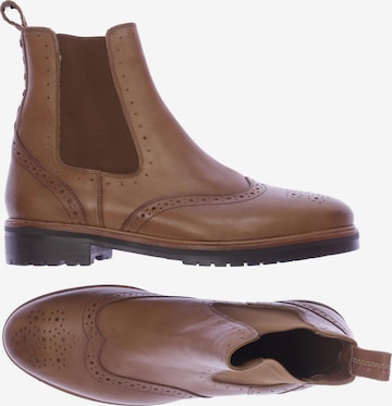 Crickit Dress Boots in 39 in Brown: front