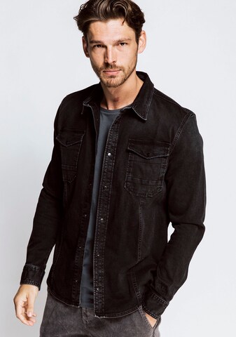 Zhrill Regular fit Button Up Shirt in Black: front