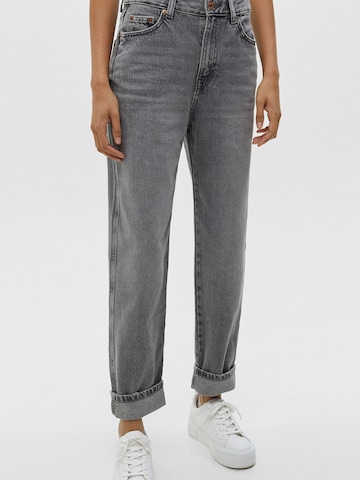 Pull&Bear Regular Jeans in Grau