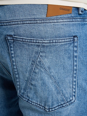 CHASIN' Regular Jeans 'Tavon Axxis' in Blau