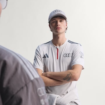 ADIDAS PERFORMANCE Λειτουργικό μπλουζάκι 'Audi Revolut Formula One Team Engineers & Marketing' σε λευκό