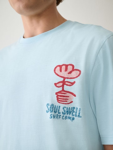 T-Shirt Next en bleu