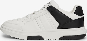 Tommy Jeans Sneaker 'The Brooklyn' in Weiß: predná strana