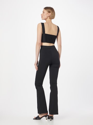 Evazați Pantaloni de la Dorothy Perkins pe negru