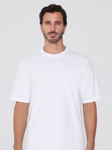 Tezenis Shirt in White: front