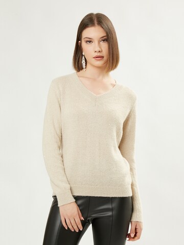 Influencer Pullover in Beige: Vorderseite