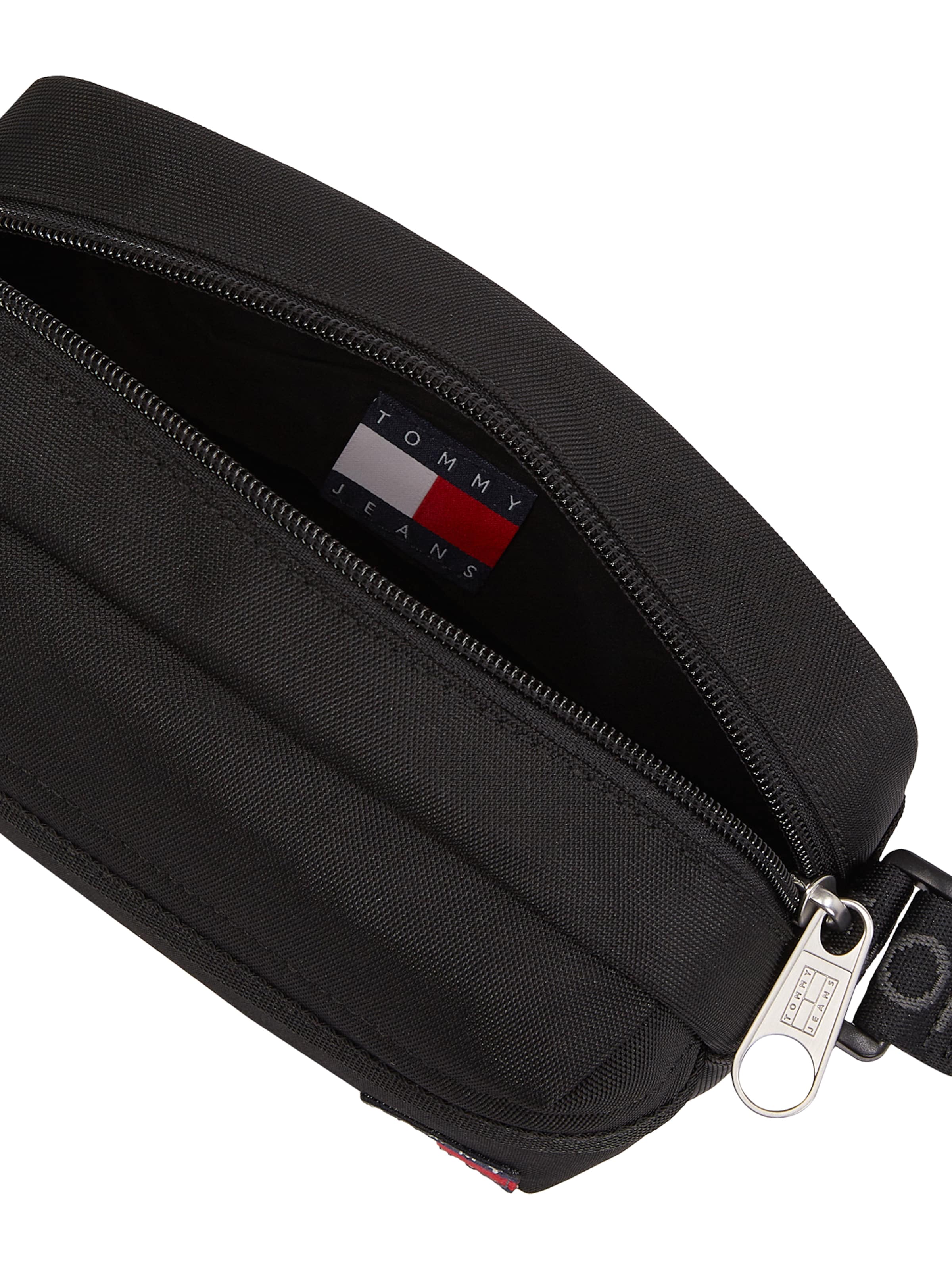 Tommy Jeans Crossbody bag 'ESS DAILY' in Black