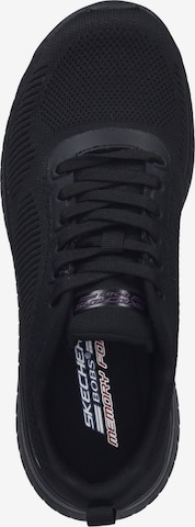 Baskets basses SKECHERS en noir