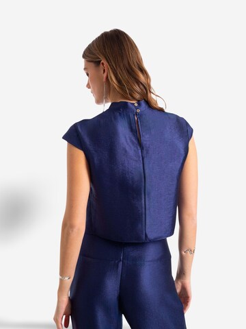 THE-ARE Blouse in Blue