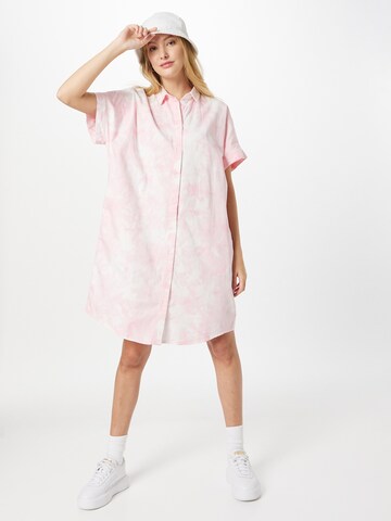 Monki - Vestido camisero en rosa