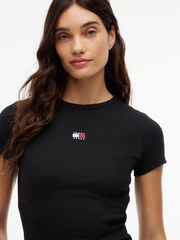 Tricou de la Tommy Jeans pe negru