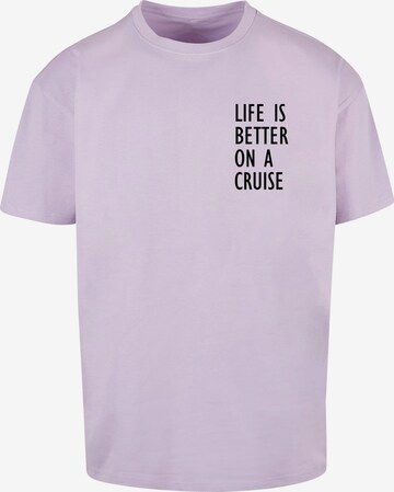 Merchcode Shirt 'Life Is Better' in Lila: voorkant