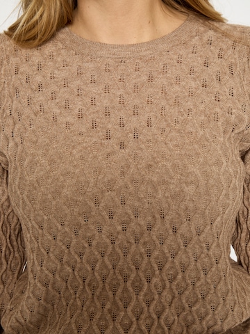 Haut 'Rosalia' Peppercorn en beige