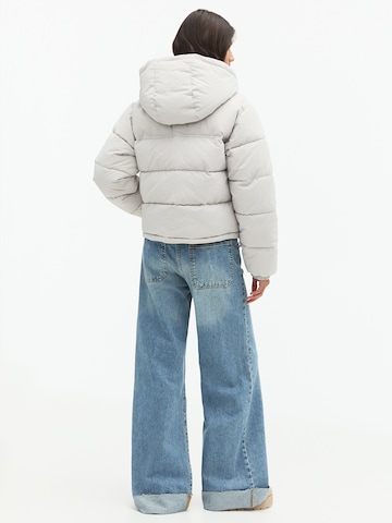Pull&Bear Tussenjas in Grijs