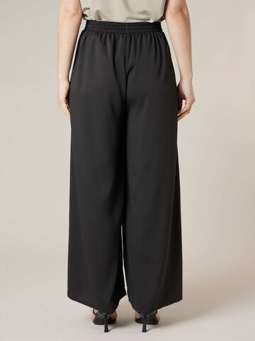 Deeluxe Loose fit Pants in Black