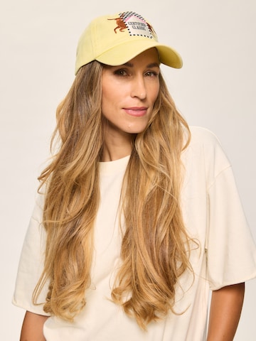 Kamila Šikl Cap in Yellow